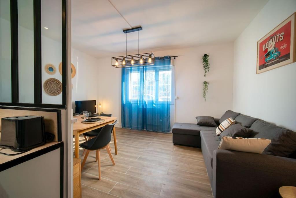 Fully Equiped Wifi Apartment Sleeps 6 Marsilya Dış mekan fotoğraf